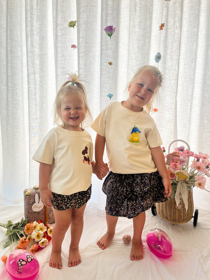 The Bluebell Bonnet Chick