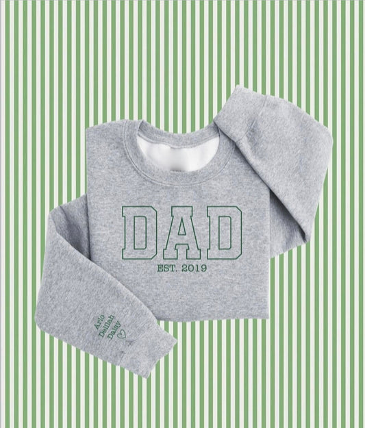PERSONALISED DAD CREW NECK 🤎