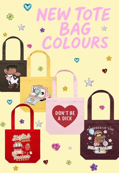 Dilly Dally Club Tote